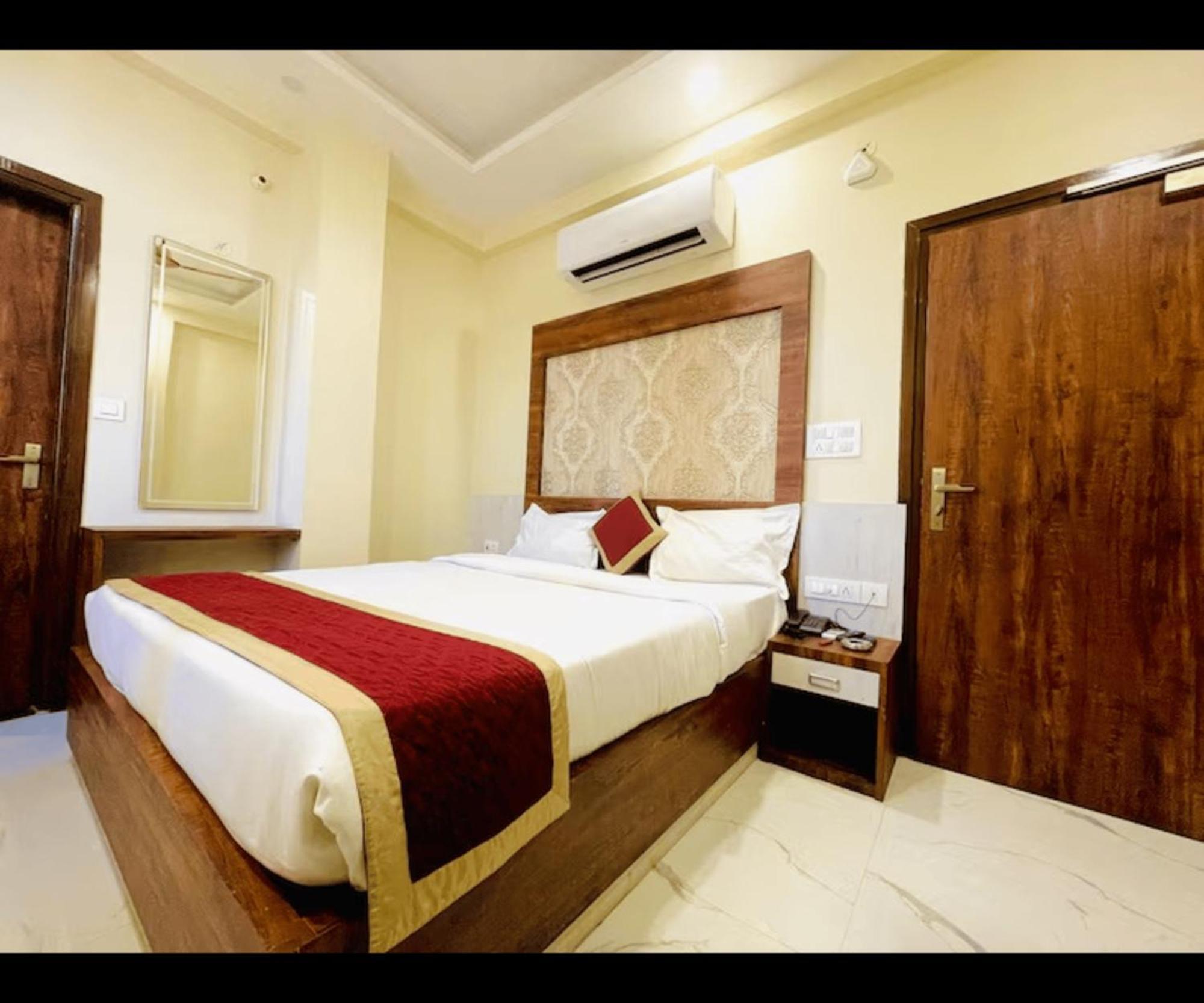 Hotel Hari Inn Jaipur Buitenkant foto