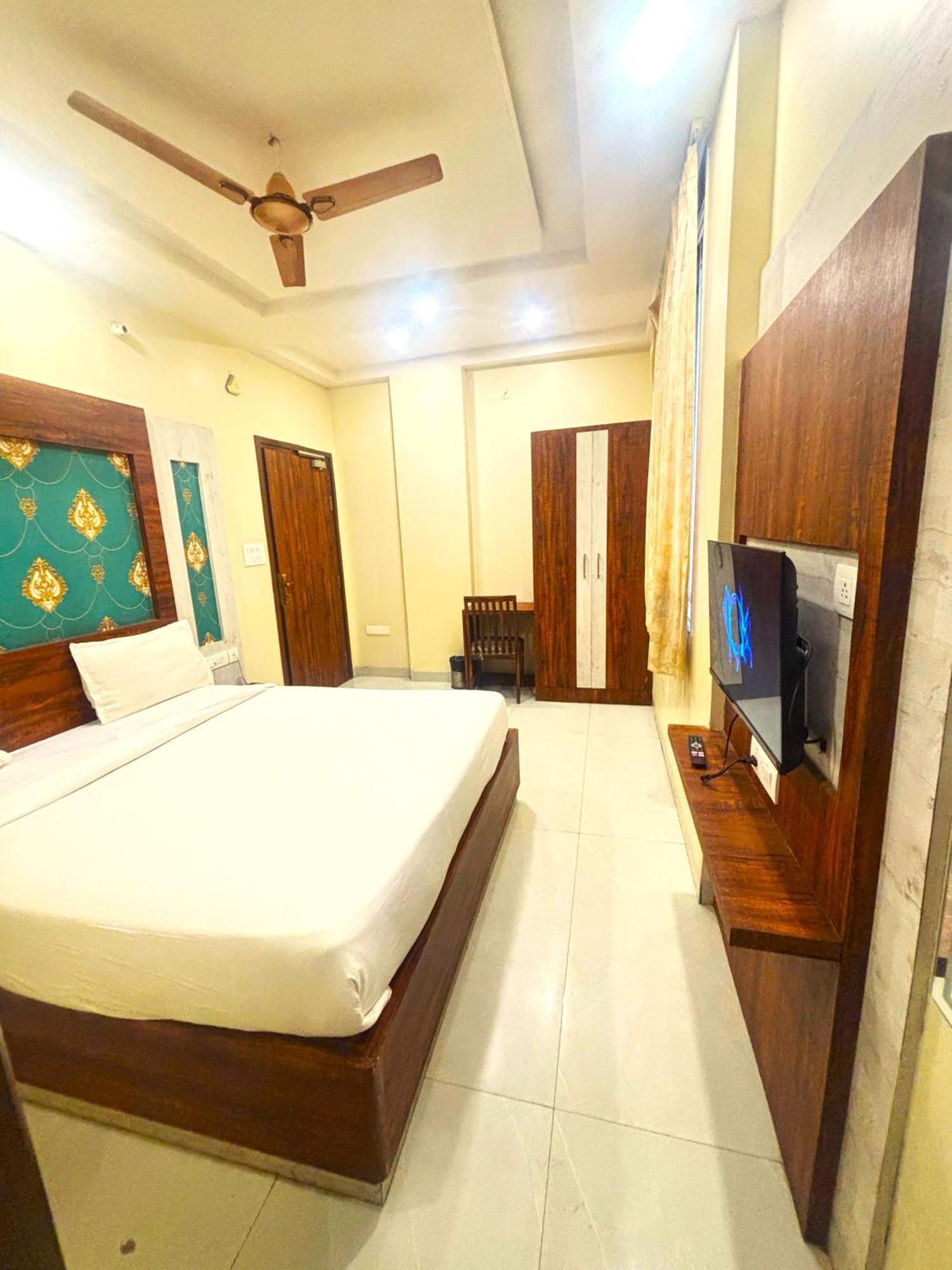 Hotel Hari Inn Jaipur Buitenkant foto