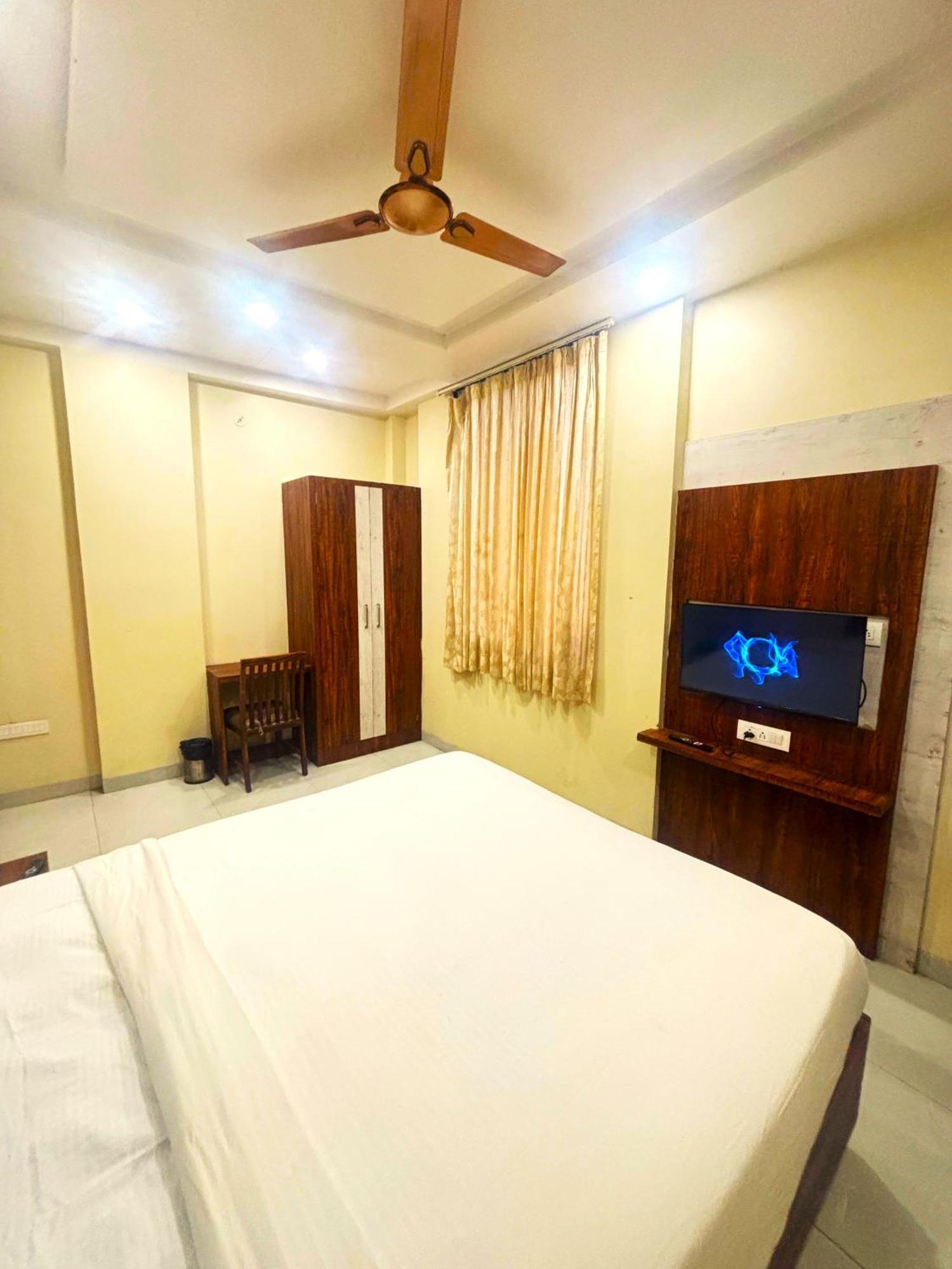 Hotel Hari Inn Jaipur Buitenkant foto