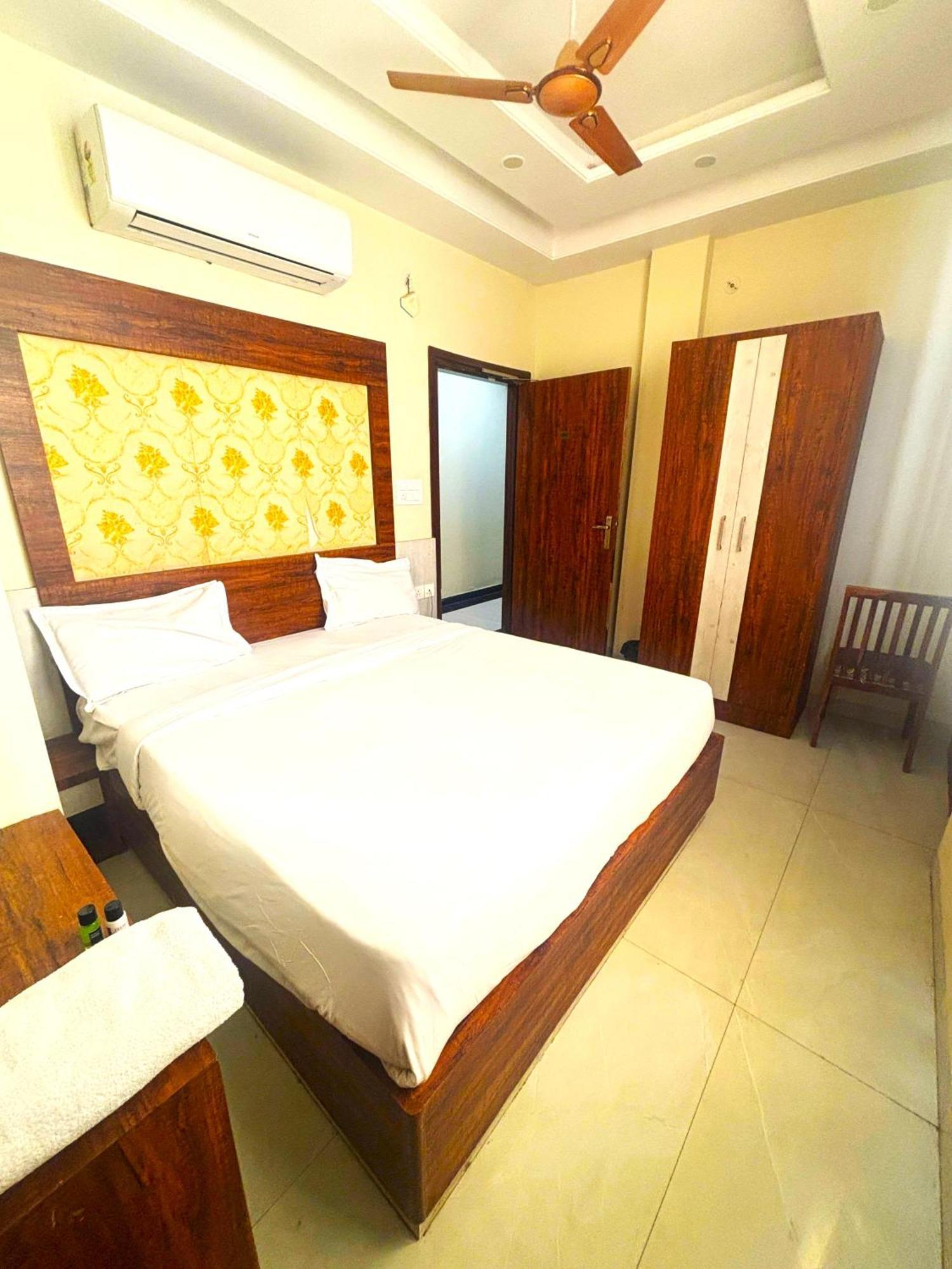 Hotel Hari Inn Jaipur Buitenkant foto